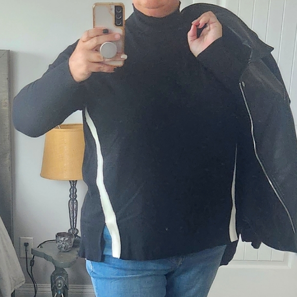 LB Mockneck Longsleeve Black Knit Sweater 18/20 - Picture 7 of 7